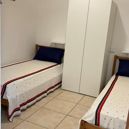 Tomini's House Nyaraló